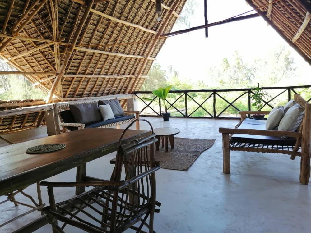 Kuwa Zanzibar Aparthotel Kiwengwa  ภายนอก รูปภาพ