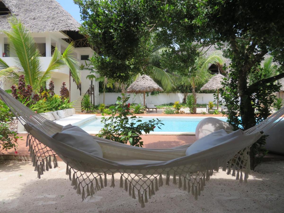 Kuwa Zanzibar Aparthotel Kiwengwa  ภายนอก รูปภาพ