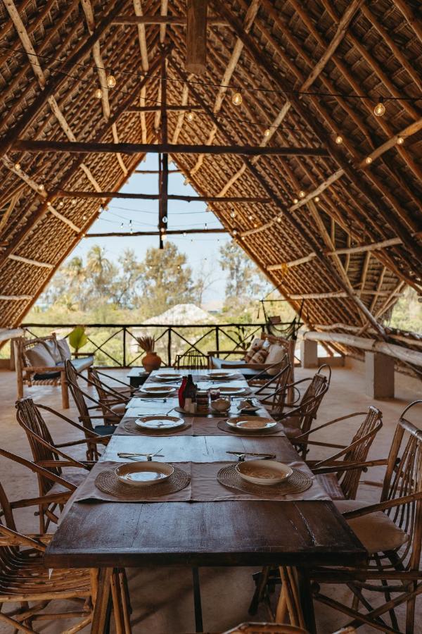 Kuwa Zanzibar Aparthotel Kiwengwa  ภายนอก รูปภาพ