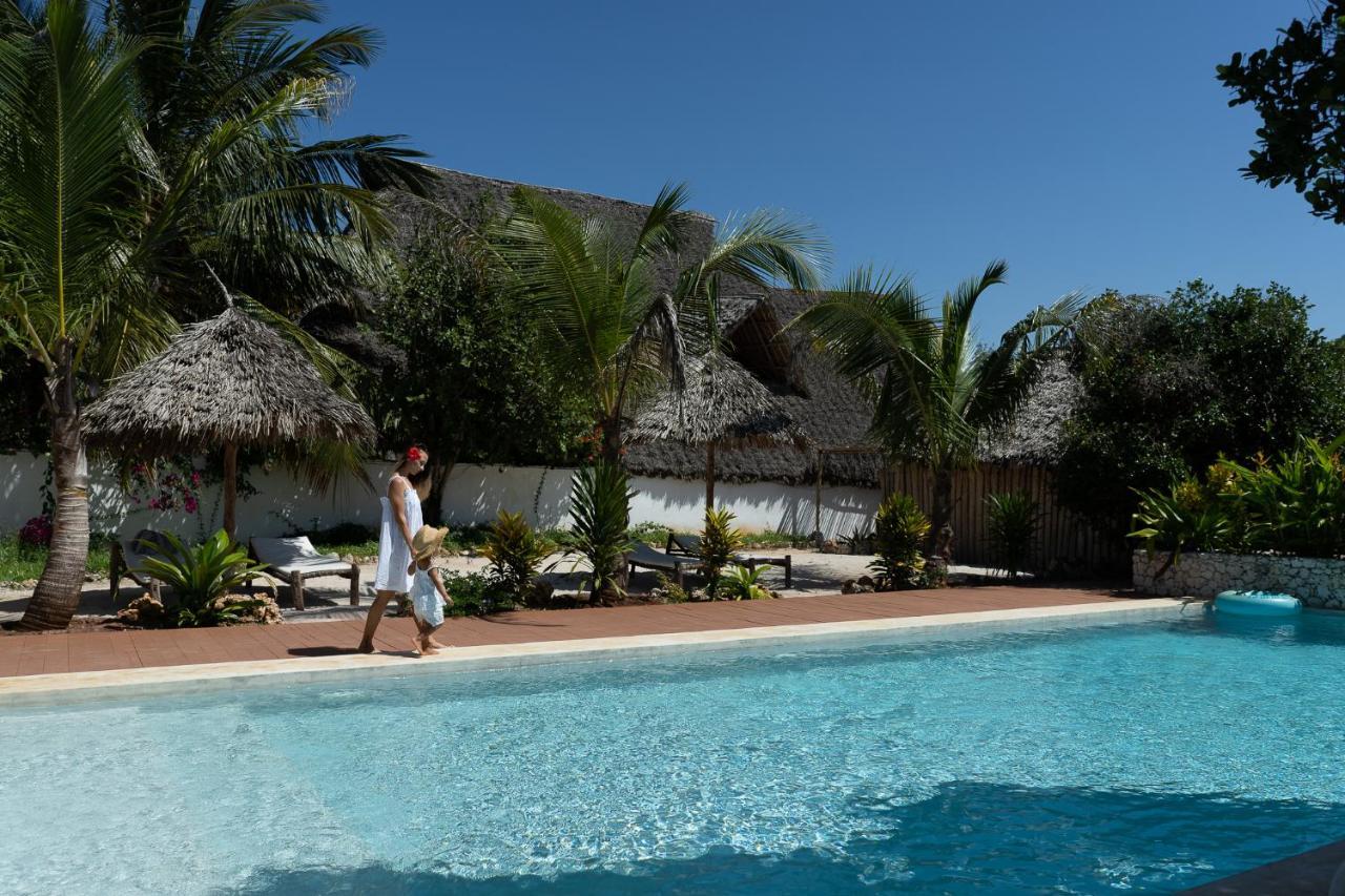 Kuwa Zanzibar Aparthotel Kiwengwa  ภายนอก รูปภาพ
