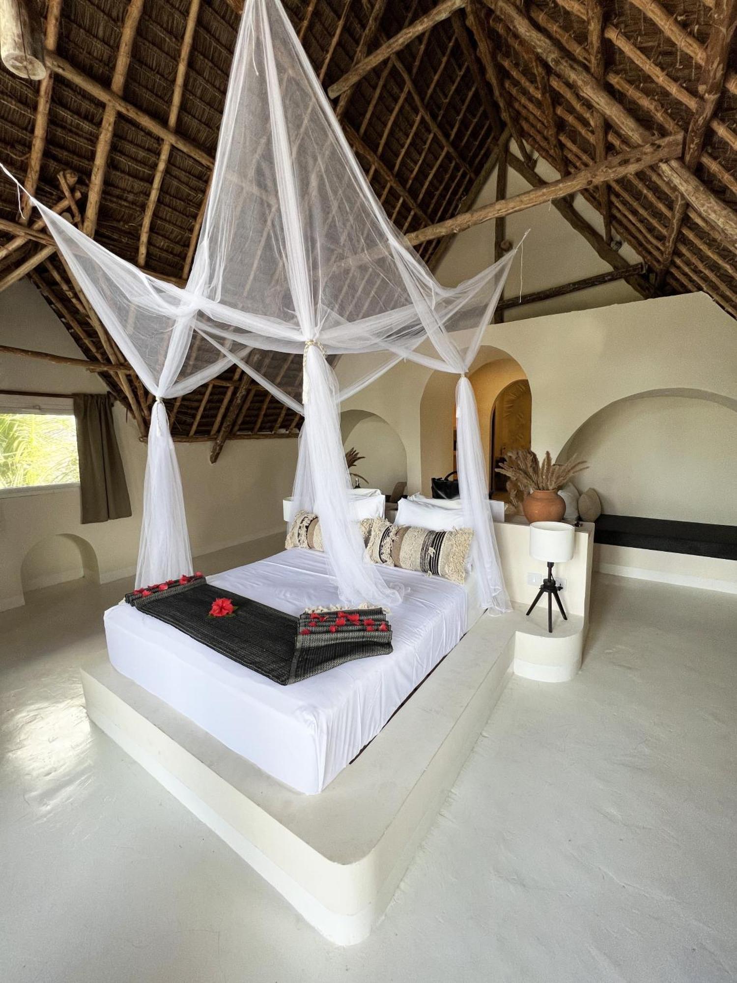 Kuwa Zanzibar Aparthotel Kiwengwa  ภายนอก รูปภาพ